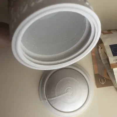 BÌNH CHỨA VỚI NGĂN KÍN ĐỂ TIỀN AN TOÀN TẠI NHÀ