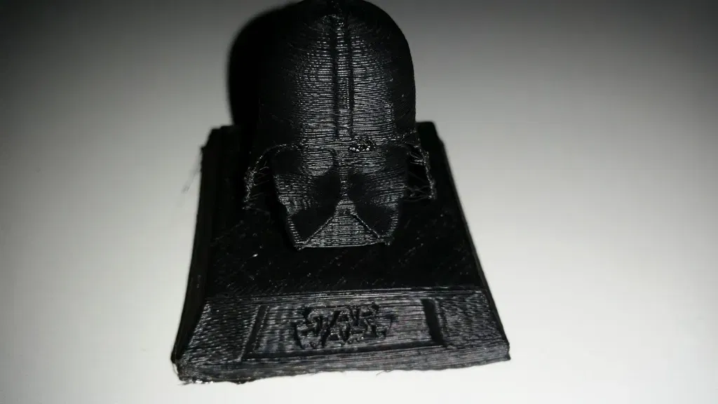 Nhân vật Darth Vader với đế đứng in một khối - Image 4