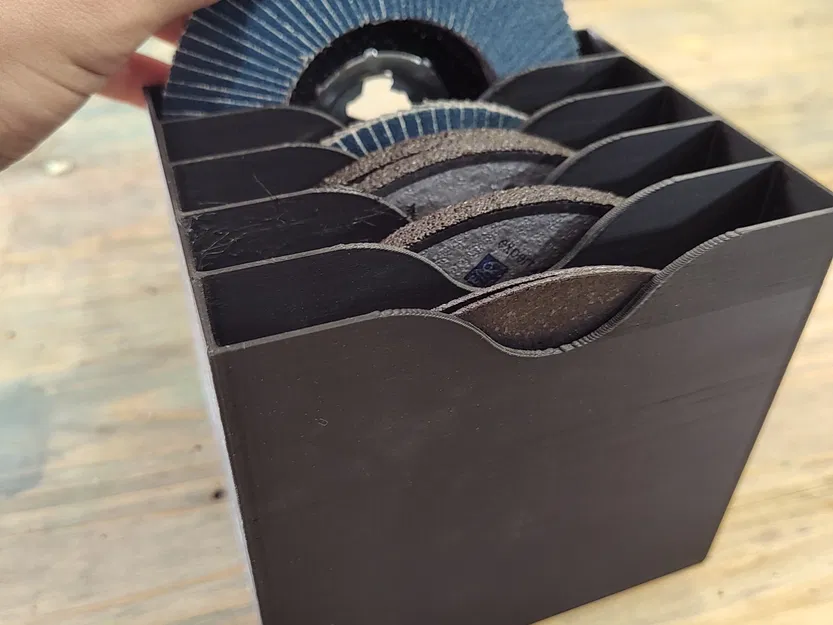 Giá đỡ và tổ chức giấy nhám 125mm cho máy mài góc - Image 2