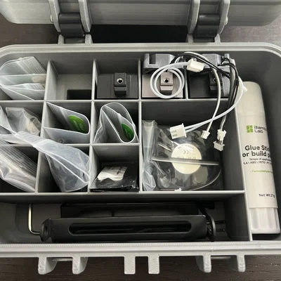 Hộp công cụ Bambu Lab với các khe tùy chỉnh