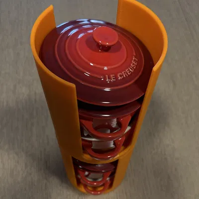 Giá đỡ chồng mini Le Creuset cho bếp gia đình