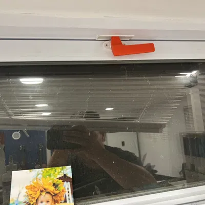 Cán thay thế cho cửa sổ tầng hầm