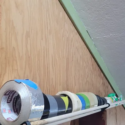 Giá đỡ cuộn băng keo bằng gỗ 1/2 inch