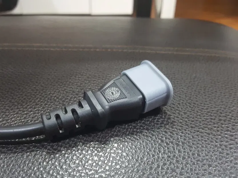 Nắp che phích cắm AC loại C13 - Image 3