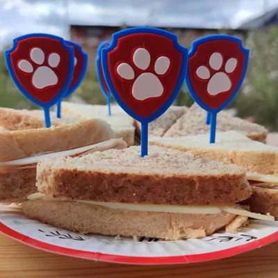 Pin gắn cupcake hình Paw Patrol