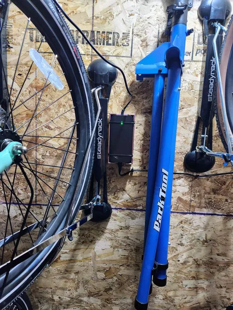 Giá treo tường cho bộ nguồn xe đạp điện Aventon Pace 500.2 - Image 4