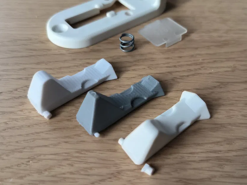 Móc mở cửa an toàn BabyDan MultiDan thay thế - Image 1