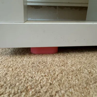 Chân đồ nội thất Ikea đơn giản với ốc vít gỗ 5mm