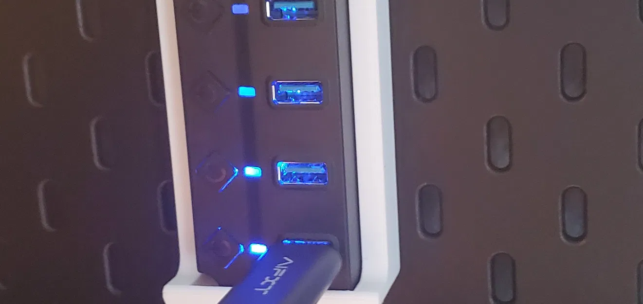 Giá đỡ USB cho bảng ghim Ikea Skadis - Image 4