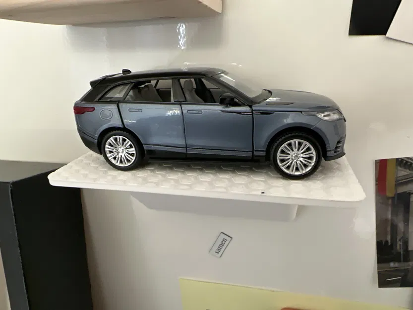 Giá đỡ tường từ tính cho mô hình ô tô tỷ lệ 1/32 - Image 1