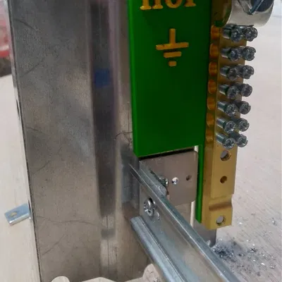 Nhãn dán cho bảng điều khiển điện