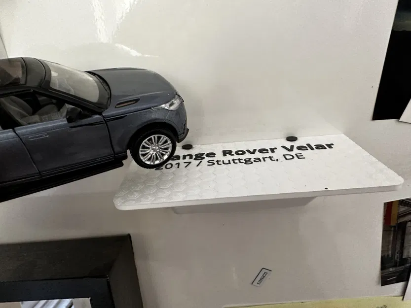 Giá đỡ tường từ tính cho mô hình ô tô tỷ lệ 1/32 - Image 2