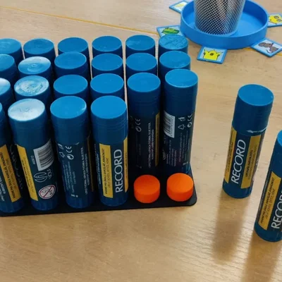 Giá đỡ keo dán cho 24 que keo Record (36g)