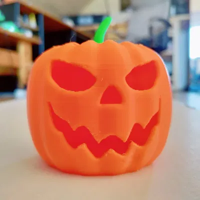 Đèn bí ngô Halloween với thiết kế độc đáo