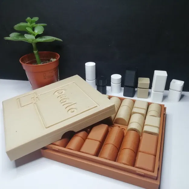 Trò chơi board game Quarto in được với hộp lưu trữ - Image 1