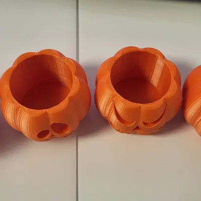 Giá đỡ nến hình bí ngô cho mùa thu và Halloween