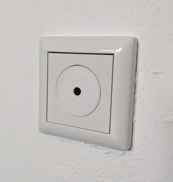 Nắp chụp ổ cắm an toàn cho trẻ em tiêu chuẩn EU - Image 1