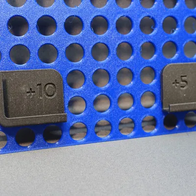 Giá đỡ máy tính bảng cho thùng PC Qube 500