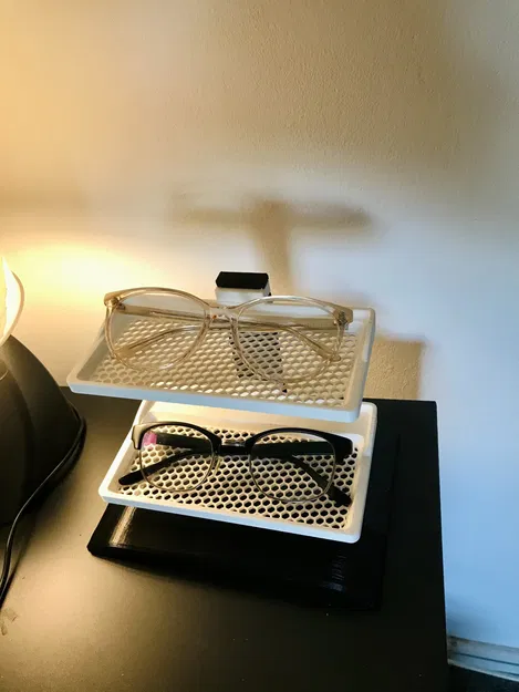 Giá đỡ kính để bàn gọn gàng và tiện lợi - Image 2