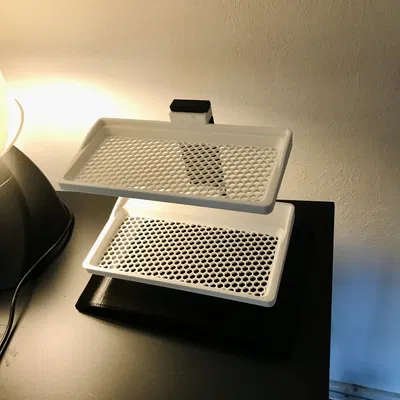 Giá đỡ kính để bàn gọn gàng và tiện lợi