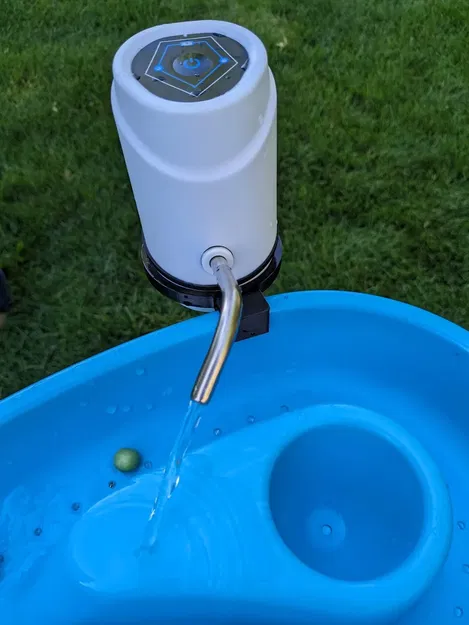 Bộ chuyển đổi bơm nước cho bàn nước Step2 Double Rain Showers - Image 4