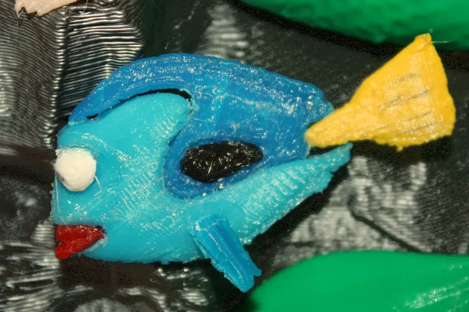 Mô hình cá Dori phân màu sắc đầy sắc nét - Image 1