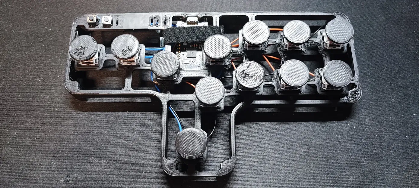 Công cụ lắp đặt công tắc Cherry MX cho thiết bị điện tử - Image 1