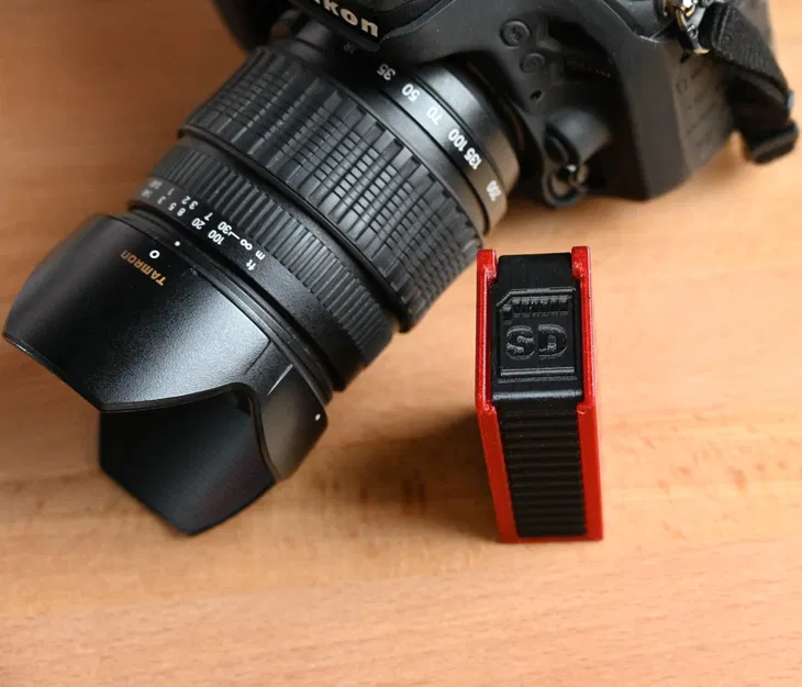 Giá đỡ thẻ SD Flip & Clip của KMS - Image 8