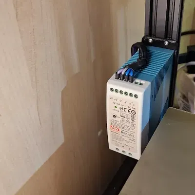 Giá đỡ DIN cho nguồn điện Meanwell điều chỉnh được