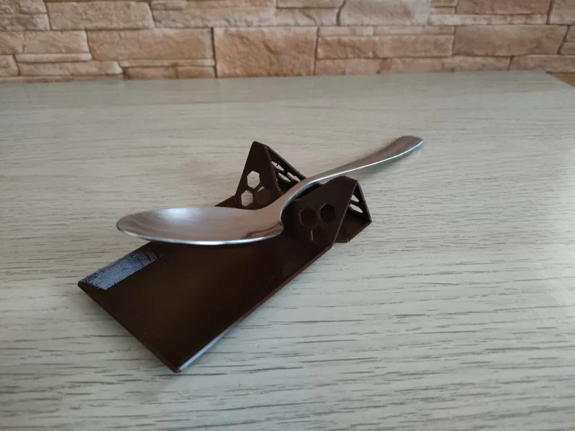 Giá đỡ dụng cụ nhà bếp đơn giản cho không gian bếp - Image 1