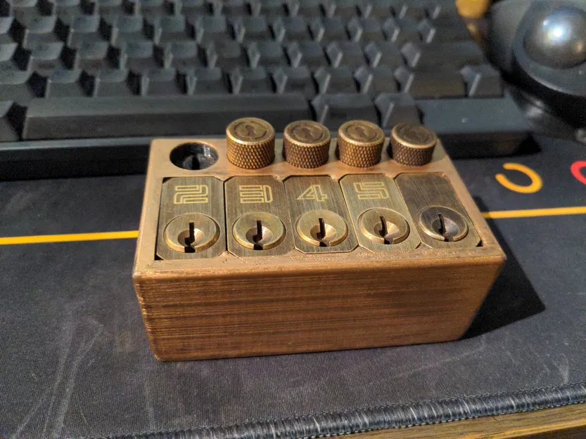 Giá đỡ khóa thực hành Sparrows vừa vặn - Image 1