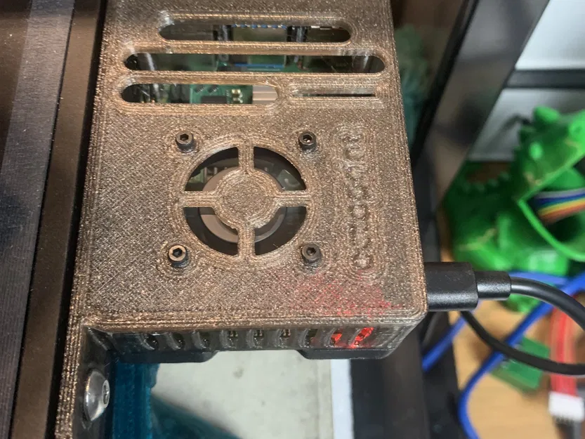 Vỏ Pi4B gắn ray cho máy in 3D Ender 3 - Image 2