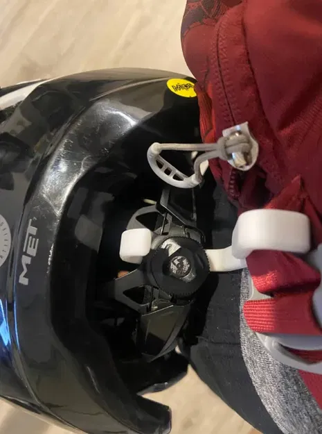 Giá đỡ mũ bảo hiểm MTB cho túi đeo hông Osprey Savu 5 - Image 3