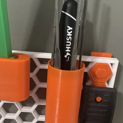 Giá đỡ tập tài liệu thương hiệu Husky từ Home Depot