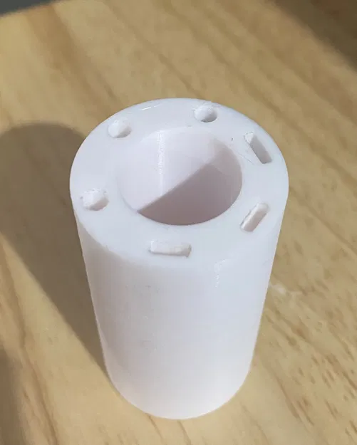 Giá đỡ tập tài liệu thương hiệu Husky từ Home Depot - Image 2