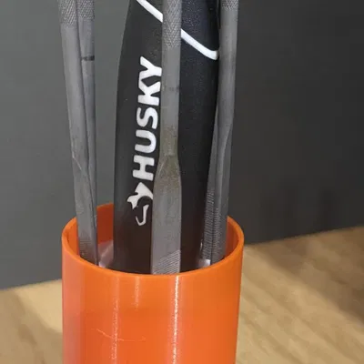 Giá đỡ tập tài liệu thương hiệu Husky từ Home Depot