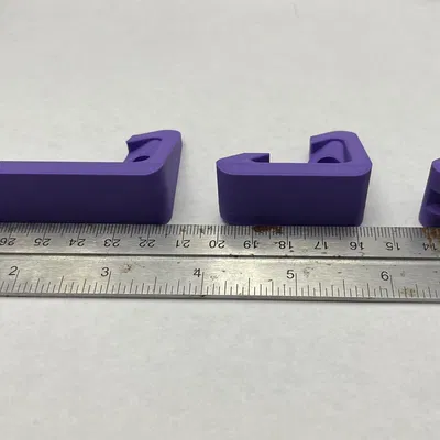 Giá đỡ vuông tối giản cho vật dụng góc 90°