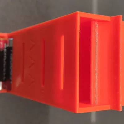 Máy phân phát pin kích thước AAA, dung tích 25 viên