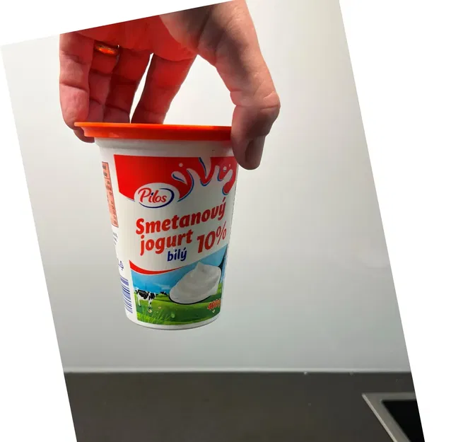 Nắp tự khóa cho hộp sữa chua Lidl Pilos - Image 1