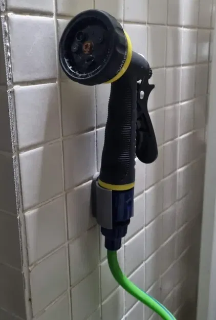 Giá đỡ ống nước đơn giản cho khu vườn - Image 1