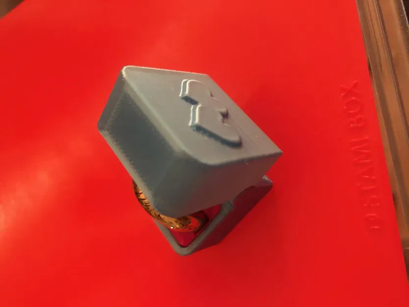 Hộp đựng nhẫn 30x30mm với logo trái tim và bản lề ẩn - Image 6