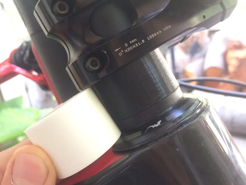 Giá đỡ stem an toàn với tên và số điện thoại của bạn - Image 8