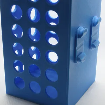 Thùng chứa Qube 500 cho lưu trữ hoặc rác với điểm gắn