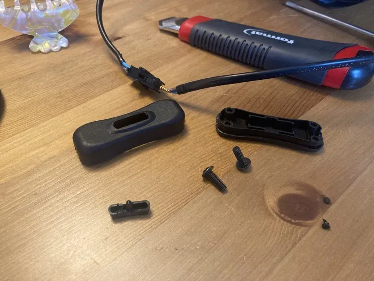 Sửa chữa công tắc đèn cho đèn bàn hỏng - Image 2