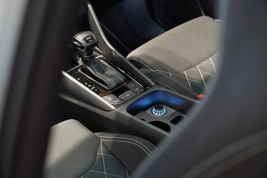 Giá đỡ cốc cho Helix Conductor trên Skoda Karoq - Image 2