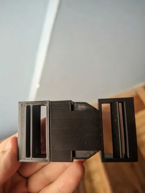 Khóa vali thay thế cho anh trai đi du lịch - Image 3