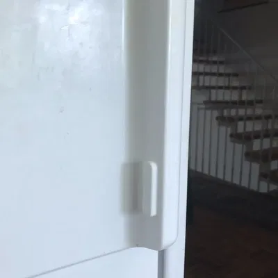 Giá đỡ cửa tủ lạnh Siemens KG KIFF28A iQ500 sửa chữa