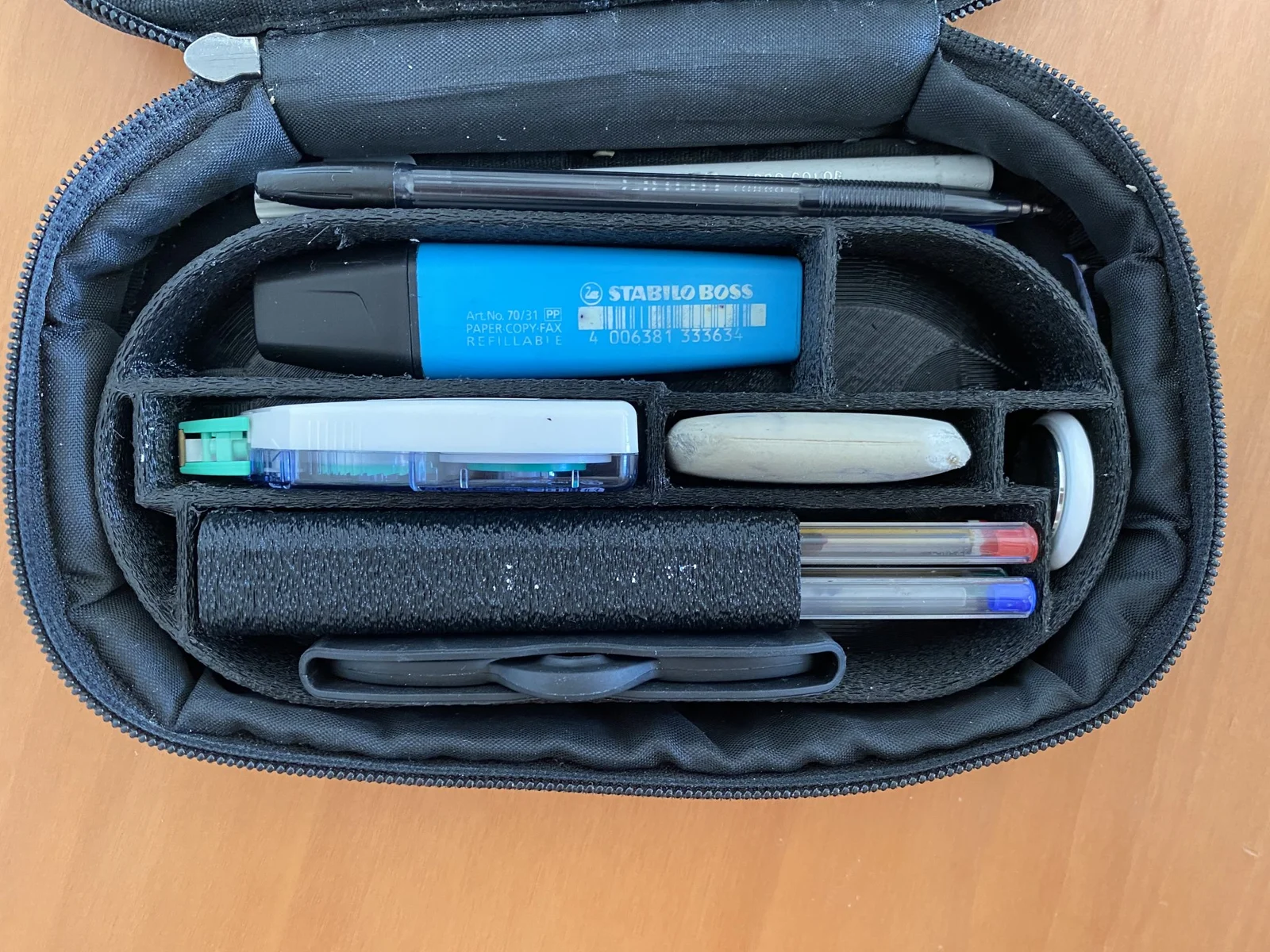 Khay tổ chức bút cho hộp bút Eastpak 1