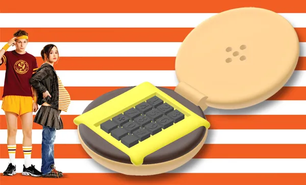 Điện thoại bánh hamburger trong nhà búp bê - Image 1