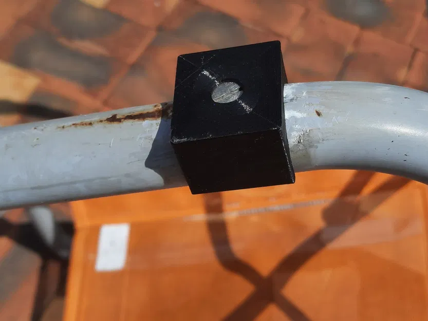 Pied thay thế cho ghế xếp Lafuma bằng PETG Verbatim - Image 1